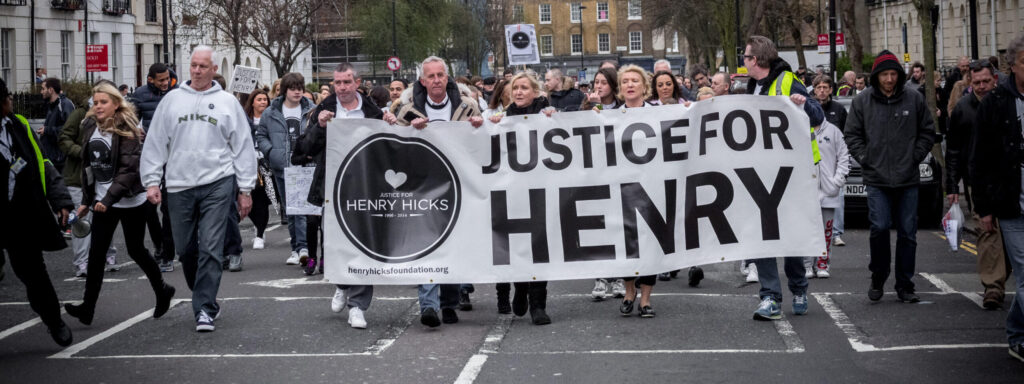 London, UK. 4th April, 2015. Justice For Henry Hicks Protest March Credit: Guy Corbishley/Alamy Live News